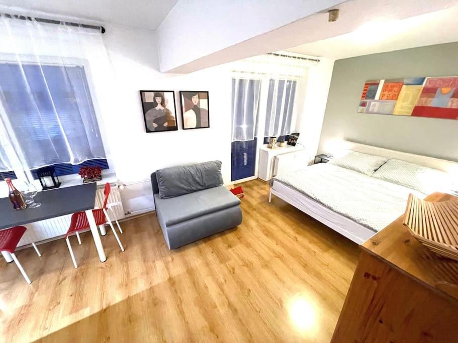 Charming Studio In The Old Town Daire Bratislava Dış mekan fotoğraf